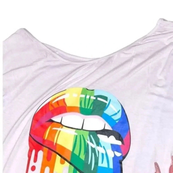 NWOT WHITE WITH RAINBOW LIPS ONESIDE CINCHED OFF ONE SHOULDERTOP SIZE 2X - Picture 8 of 15